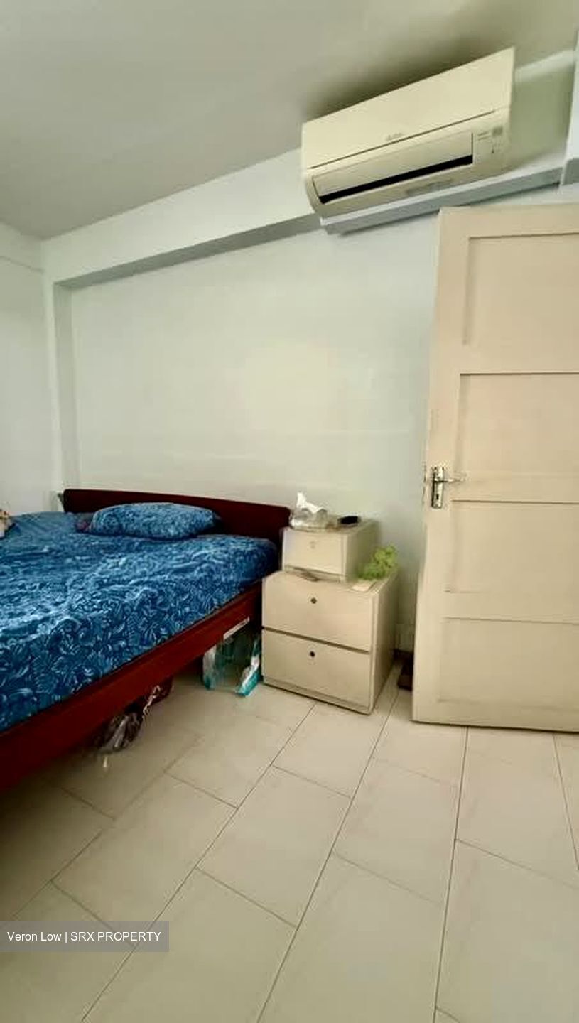 Blk 26 Jalan Klinik (Bukit Merah), HDB 3 Rooms #577577101